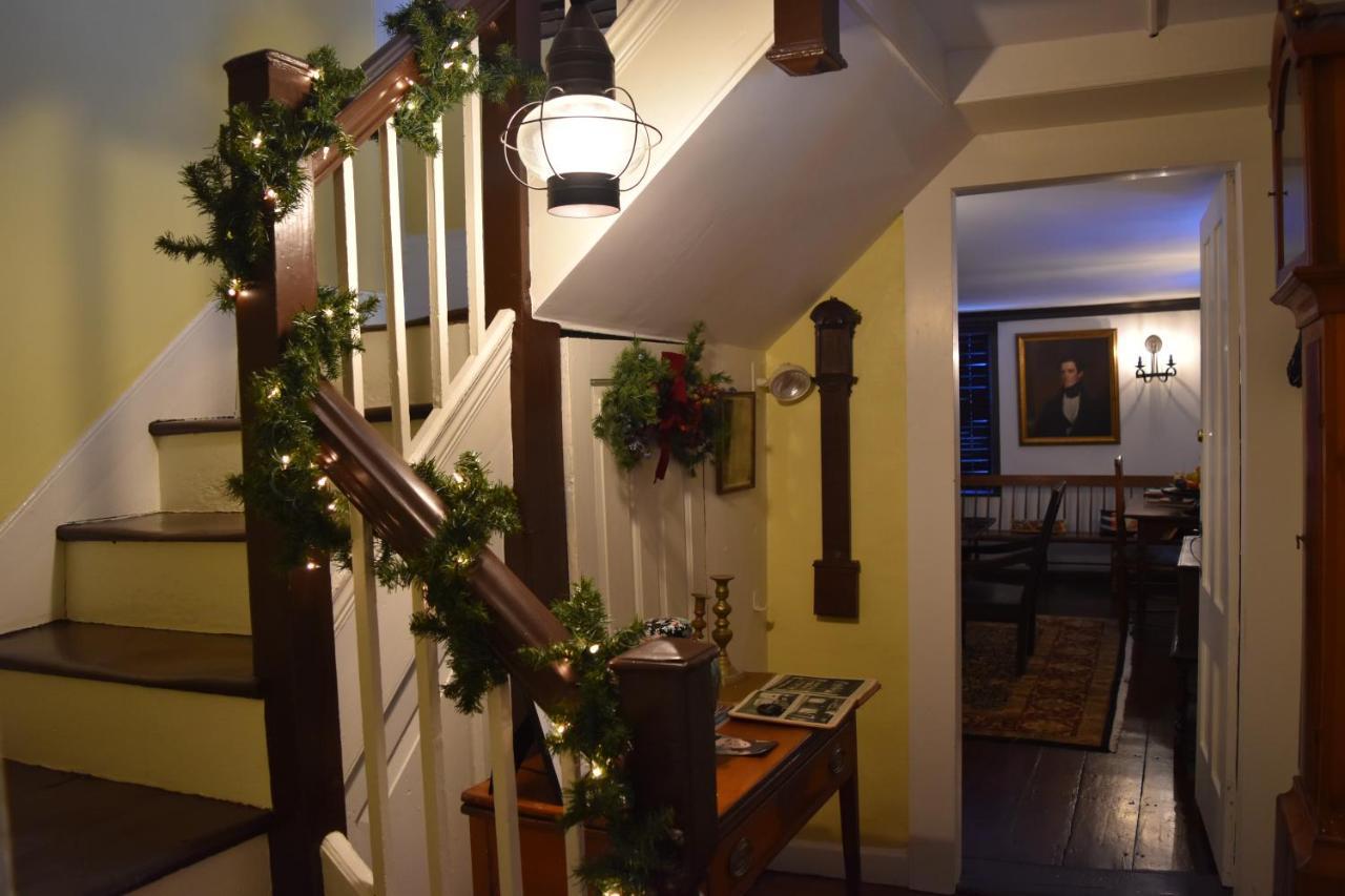Daniels House Inn ซาเล็ม ภายนอก รูปภาพ